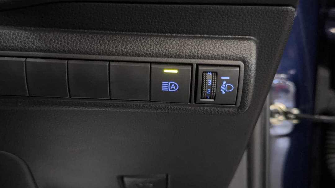 2022 Toyota Corolla Ascent Sport Hybrid, Automatic, 51584 km, Utility Switches/Buttons