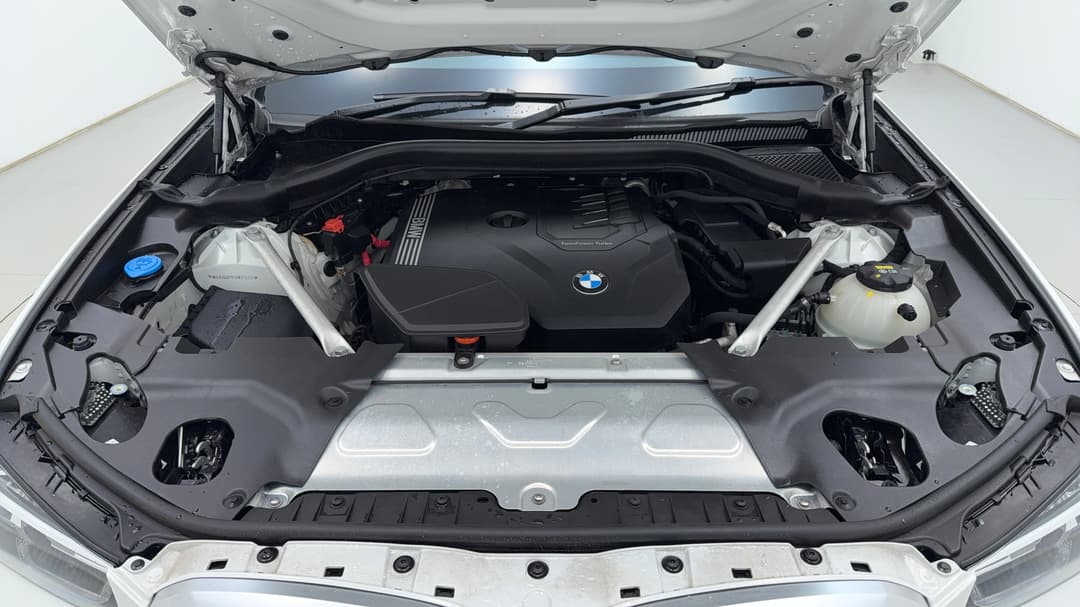 Open Bonnet (Engine)