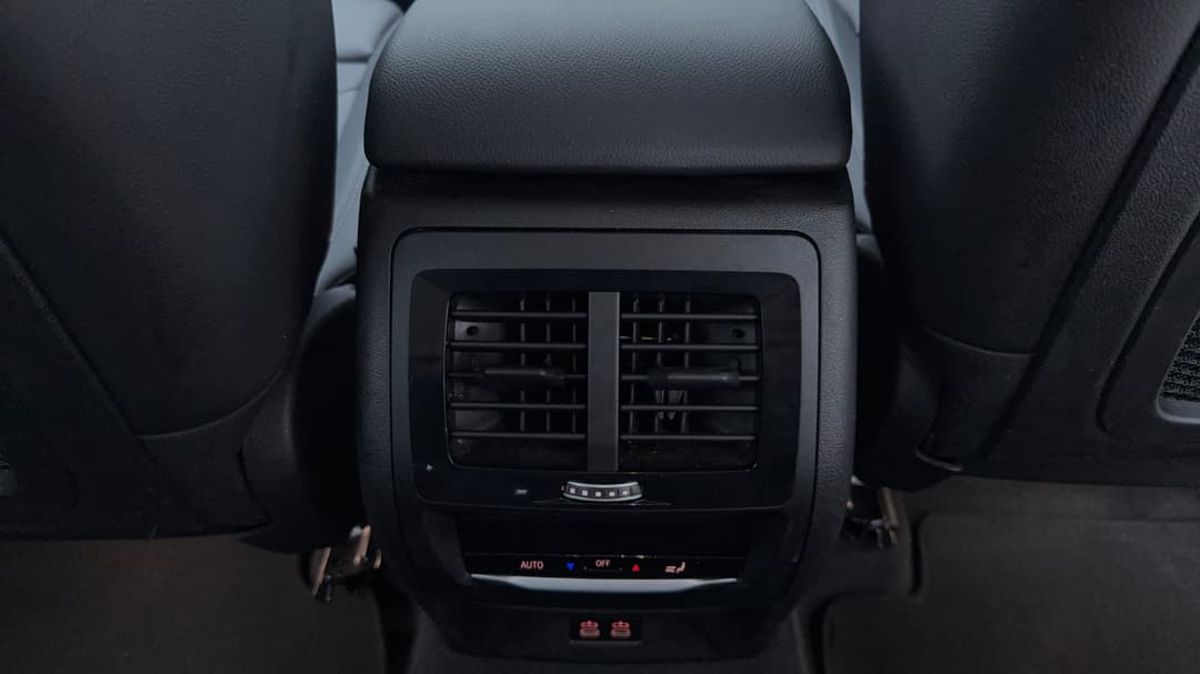 Rear A/C Vent