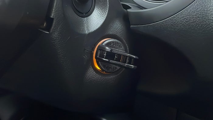 Suzuki Grand Vitara-Dashboard Trim Wire fitting improper