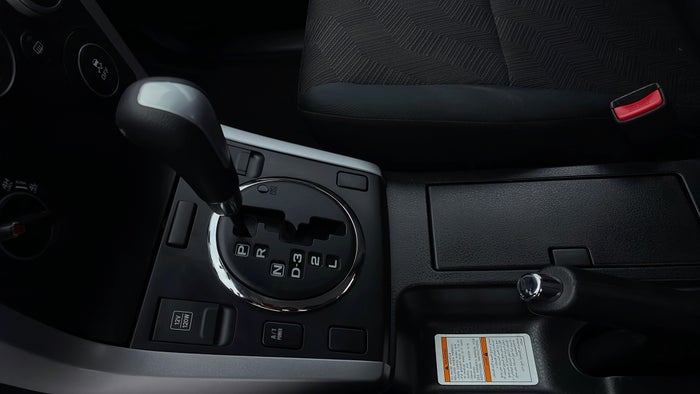 Suzuki Grand Vitara-Gear Lever