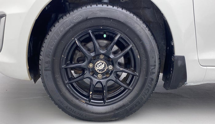 2016 Maruti Swift VDI ABS, Diesel, Manual, 1,47,960 km, Left Front Wheel