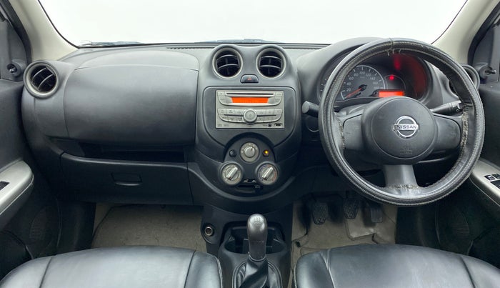 2017 Nissan Micra Active XV, Petrol, Manual, 52,482 km, Dashboard