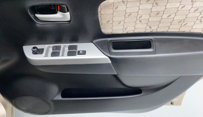 2013 Maruti Wagon R 1.0 VXI, Petrol, Manual, 16,388 km, Driver Side Door Panels Control