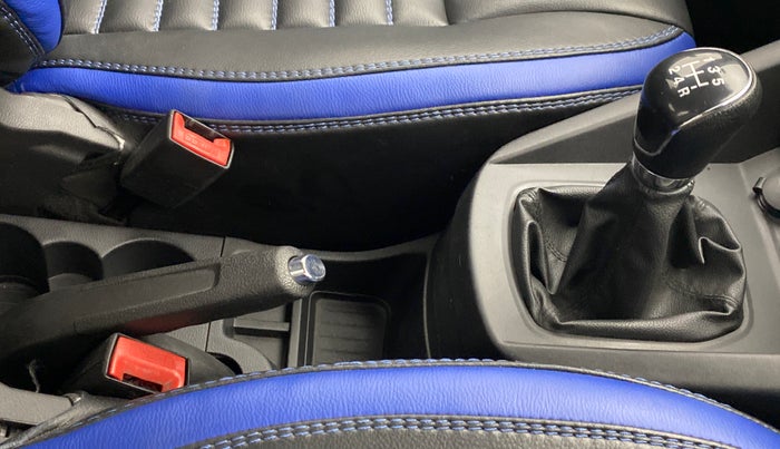 2016 Ford New Figo 1.2 TITANIUM, Petrol, Manual, 37,352 km, Gear Lever