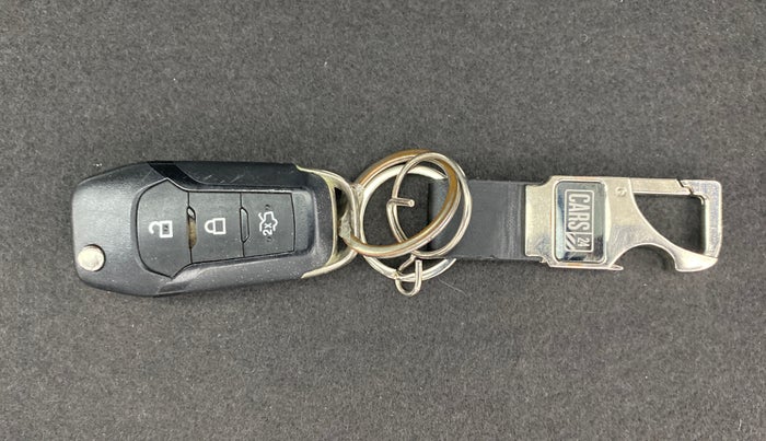 2016 Ford New Figo 1.2 TITANIUM, Petrol, Manual, 37,352 km, Key Close Up