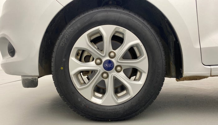 2016 Ford New Figo 1.2 TITANIUM, Petrol, Manual, 37,352 km, Left Front Wheel