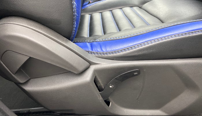 2016 Ford New Figo 1.2 TITANIUM, Petrol, Manual, 37,352 km, Driver Side Adjustment Panel