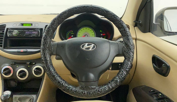 2010 Hyundai i10 MAGNA 1.2, Petrol, Manual, 40,461 km, Steering Wheel Close Up