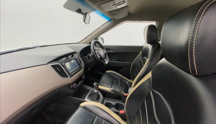 2017 Hyundai Creta SX PLUS 1.6 PETROL, Petrol, Manual, 78,640 km, Right Side Front Door Cabin