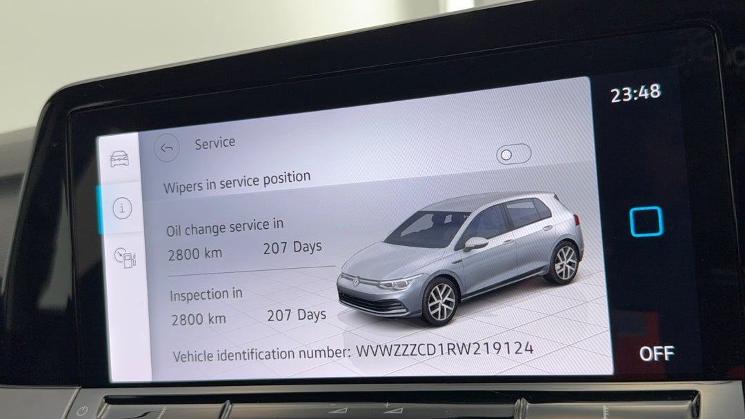 2024 Volkswagen Golf 110tsi Life, Automatic, 27263 km, Service History