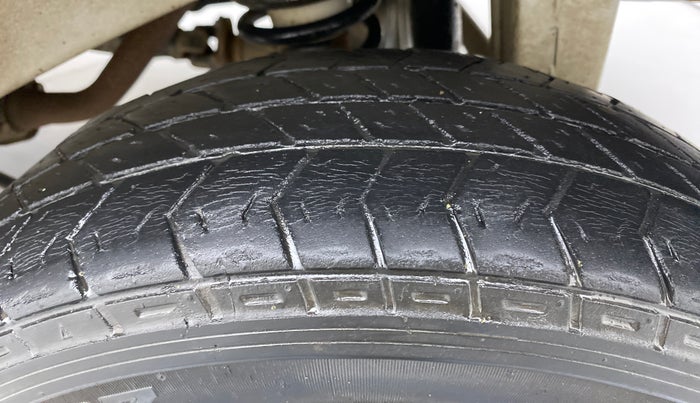 2017 Maruti Eeco 5 STR WITH AC PLUSHTR, Petrol, Manual, 39,752 km, Left Rear Tyre Tread
