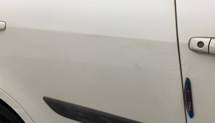 2014 Maruti Swift Dzire VXI, Petrol, Manual, 93,374 km, Right rear door - Minor scratches