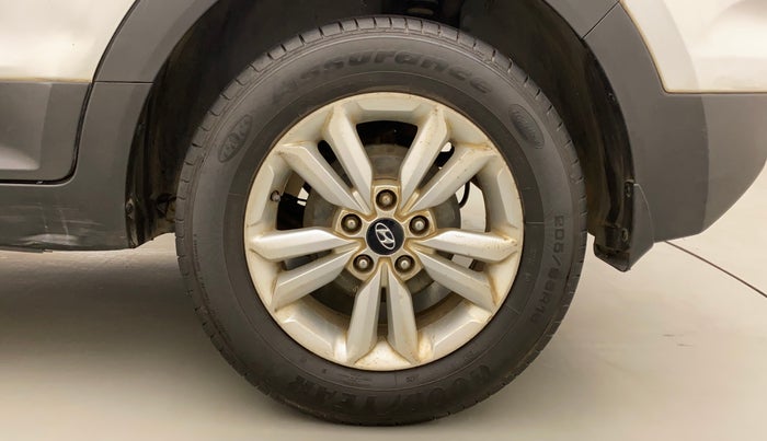 2017 Hyundai Creta SX PLUS 1.6 PETROL, Petrol, Manual, 98,397 km, Left Rear Wheel