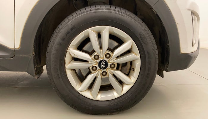 2017 Hyundai Creta SX PLUS 1.6 PETROL, Petrol, Manual, 98,397 km, Right Front Wheel