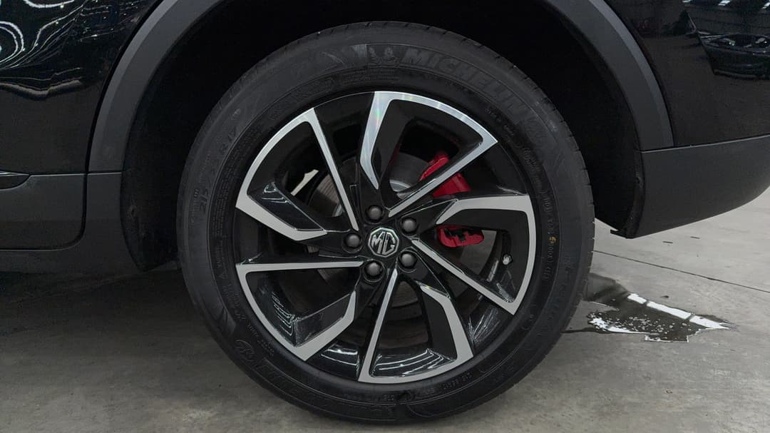 2023 MG Zst Essence, Automatic, 40962 km, Left Rear Wheel