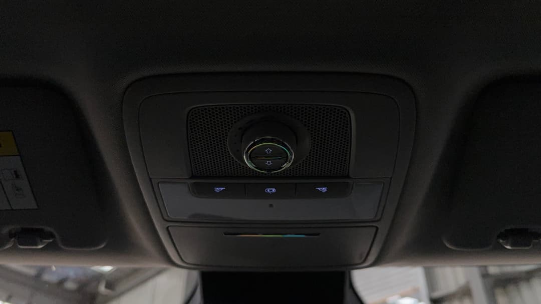 2023 MG Zst Essence, Automatic, 40962 km, On-Roof Controls/Sunglass holder