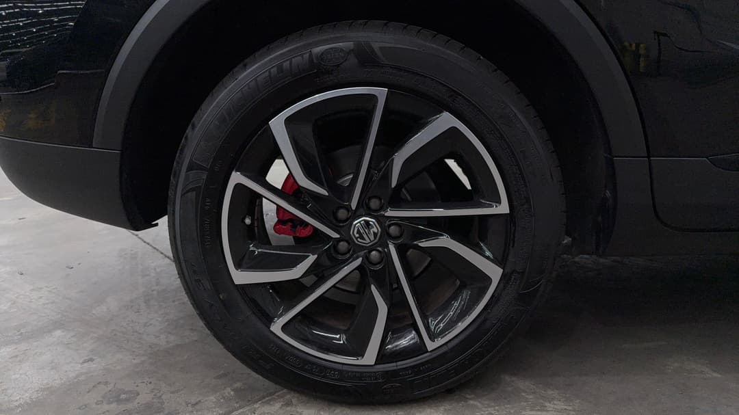 2023 MG Zst Essence, Automatic, 40962 km, Right Rear Wheel