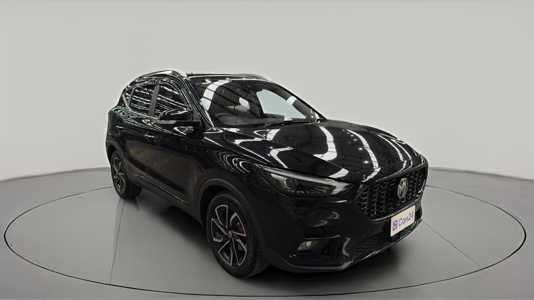 2023 MG Zst Essence, Automatic, 40962 km, Right Front Diagonal (45- Degree) View