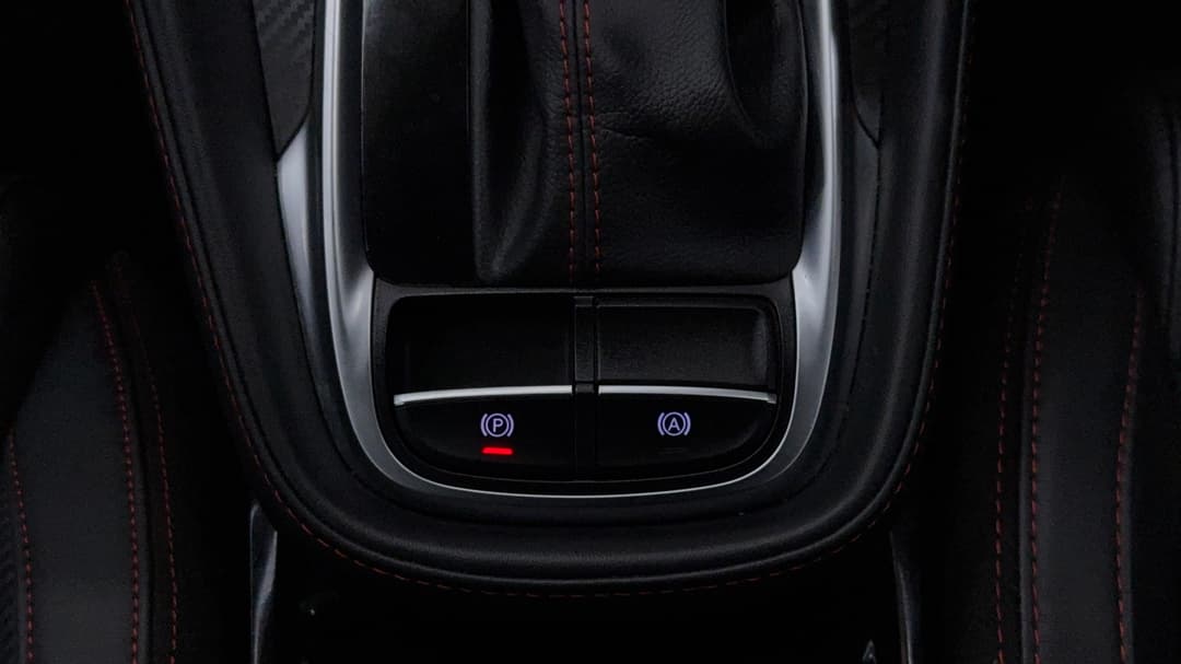 2023 MG Zst Essence, Automatic, 40962 km, Handbrake