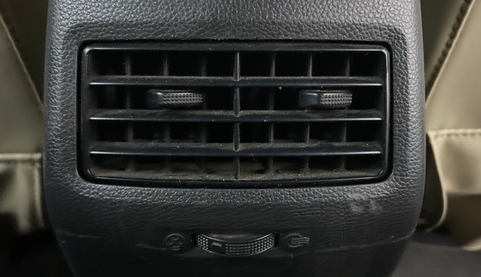 2014 Hyundai Elite i20 ASTA 1.2, Petrol, Manual, 62,068 km, Rear AC Vents