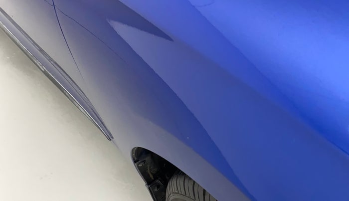 2015 Hyundai Elite i20 SPORTZ 1.2, Petrol, Manual, 68,640 km, Right fender - Line - Paint ok & Dent >4 inch(On criase Line)