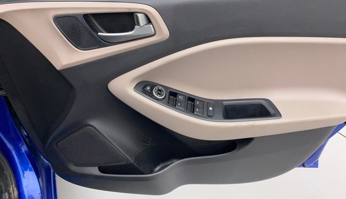 2015 Hyundai Elite i20 SPORTZ 1.2, Petrol, Manual, 68,640 km, Driver Side Door Panels Control