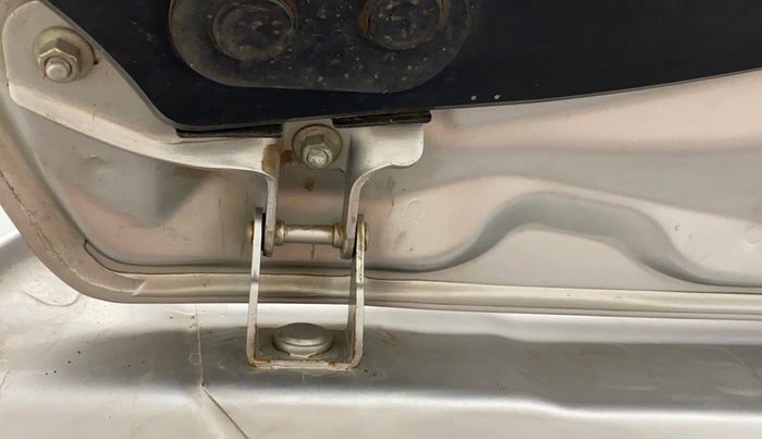 2012 Honda Brio S MT, Petrol, Manual, 20,611 km, Dicky (Boot door) - Slightly rusted