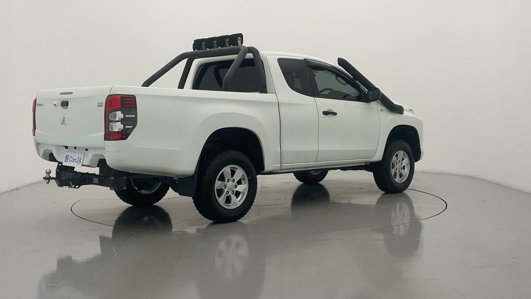 2020 Mitsubishi Triton Glx Plus (4x4), Automatic, 67191 km, Right Back Diagonal (45- Degree) View