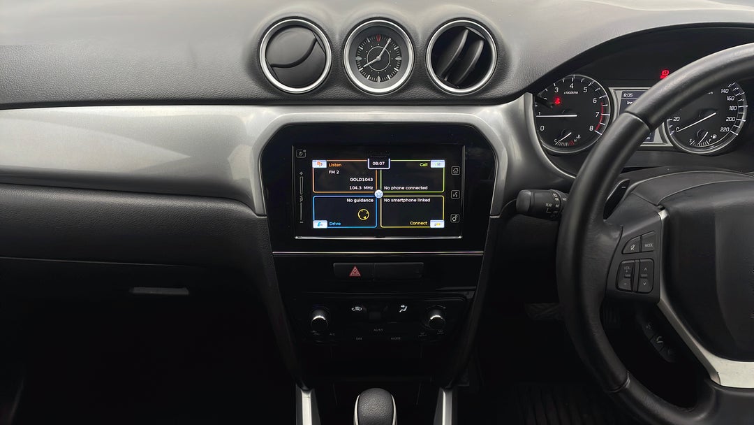 2018 Suzuki Vitara Rt-s, Automatic, 97207 km, Center Console