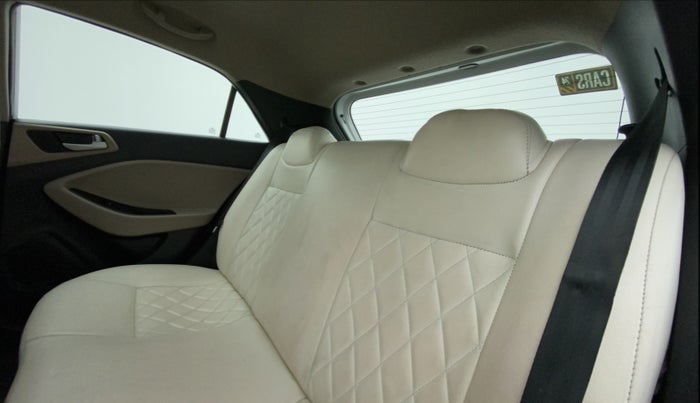 2019 Hyundai Elite i20 SPORTZ PLUS 1.2, Petrol, Manual, 57,672 km, Right Side Rear Door Cabin