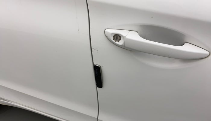 2019 Hyundai Elite i20 SPORTZ PLUS 1.2, Petrol, Manual, 57,672 km, Driver-side door - Slightly rusted