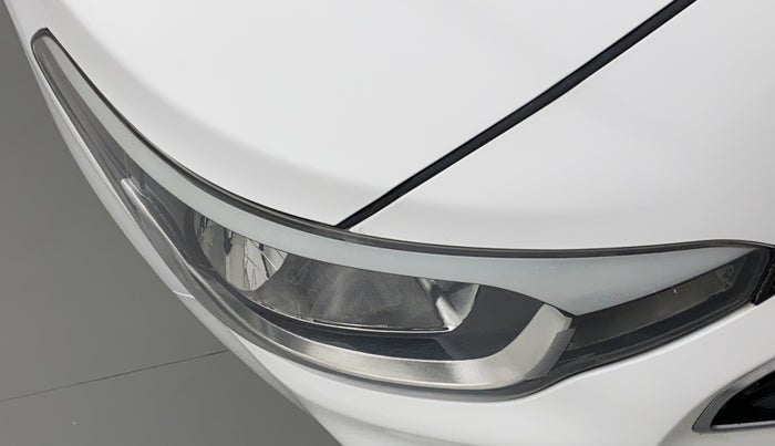 2019 Hyundai Elite i20 SPORTZ PLUS 1.2, Petrol, Manual, 57,672 km, Right headlight - Minor scratches