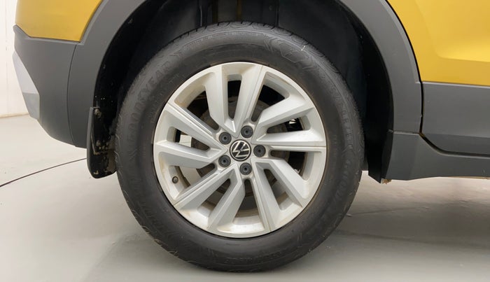2022 Volkswagen TAIGUN HIGHLINE 1.0 TSI AT, Petrol, Automatic, 9,703 km, Right Rear Wheel
