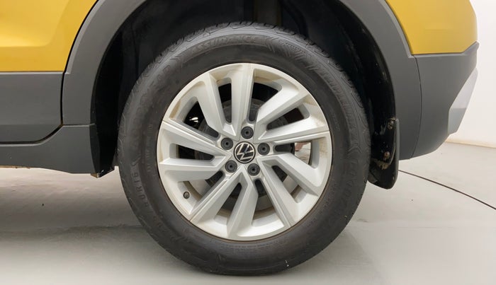 2022 Volkswagen TAIGUN HIGHLINE 1.0 TSI AT, Petrol, Automatic, 9,703 km, Left Rear Wheel