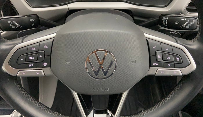 2022 Volkswagen TAIGUN HIGHLINE 1.0 TSI AT, Petrol, Automatic, 9,703 km, Paddle Shifters