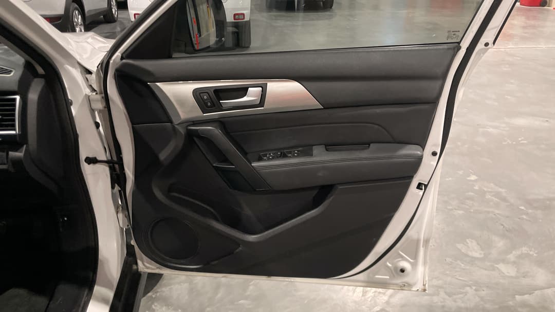 2019 Haval H2 Lux (4x2), Automatic, 83445 km, Speaker View