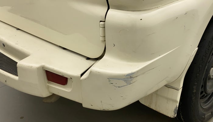 2015 Mahindra Scorpio S4, Diesel, Manual, 70,430 km, Rear bumper - Minor scratches