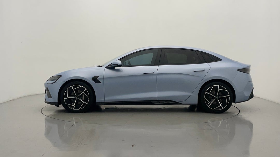 2024 Byd Seal Premium, Automatic, 17849 km, Left Side View