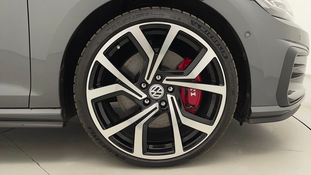 2019 Volkswagen Golf Gti, Automatic, 41642 km, Right Front Wheel