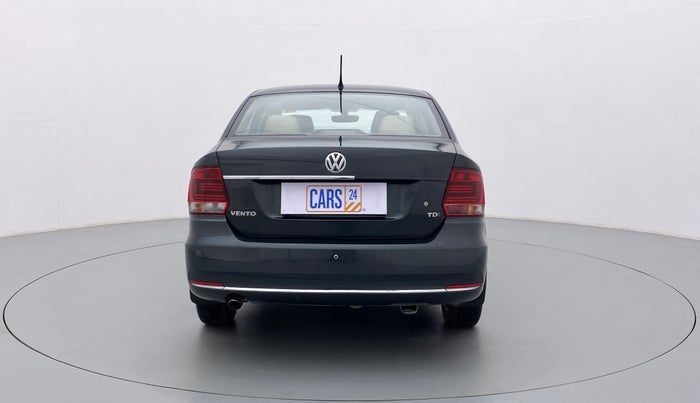 2017 Volkswagen Vento HIGHLINE TDI AT, Diesel, Automatic, 96,740 km, Back/Rear