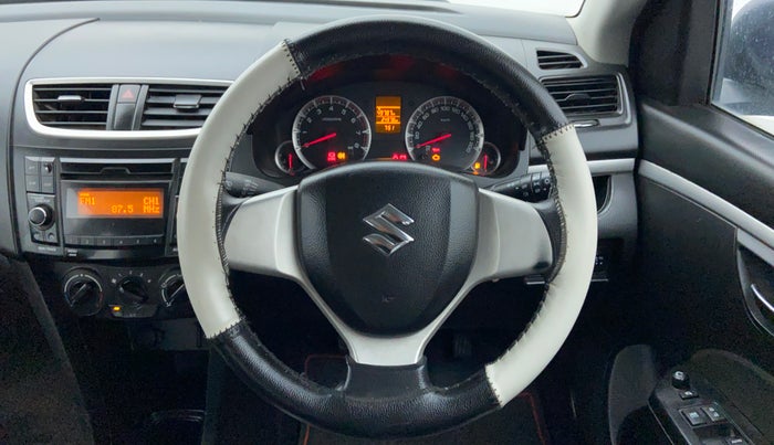 2015 Maruti Swift VXI D, Petrol, Manual, 25,175 km, Steering Wheel Close-up