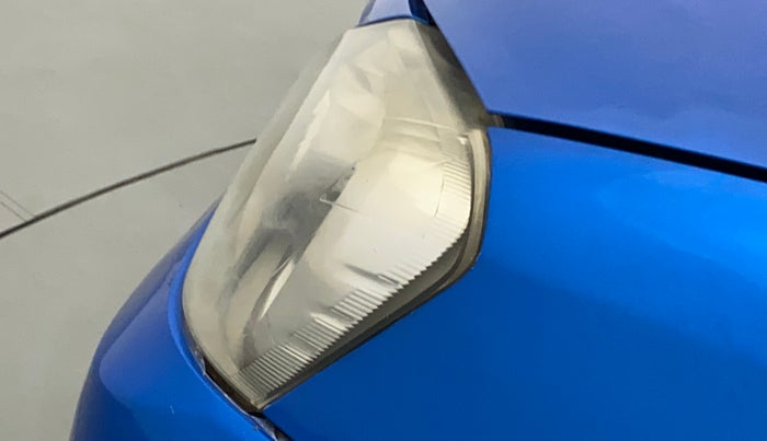 2011 Toyota Etios Liva G, Petrol, Manual, 74,374 km, Left headlight - Faded