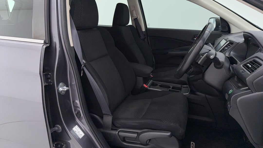 2014 Honda CR-V Vti-s (4x4), Automatic, 94227 km, Right Side Front Door Cabin View