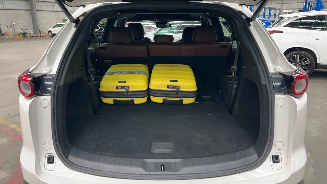 2019 Mazda CX-9 Azami Le (AWD), Automatic, 102727 km, Boot Inside View with Luggage