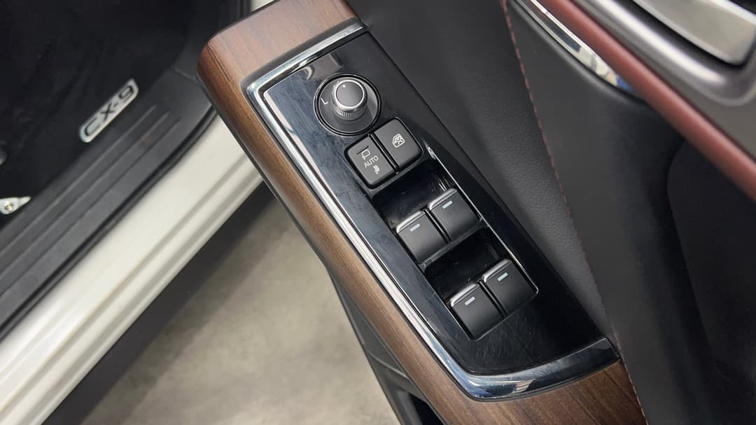 2019 Mazda CX-9 Azami Le (AWD), Automatic, 102727 km, Drivers Side Door Panel Controls