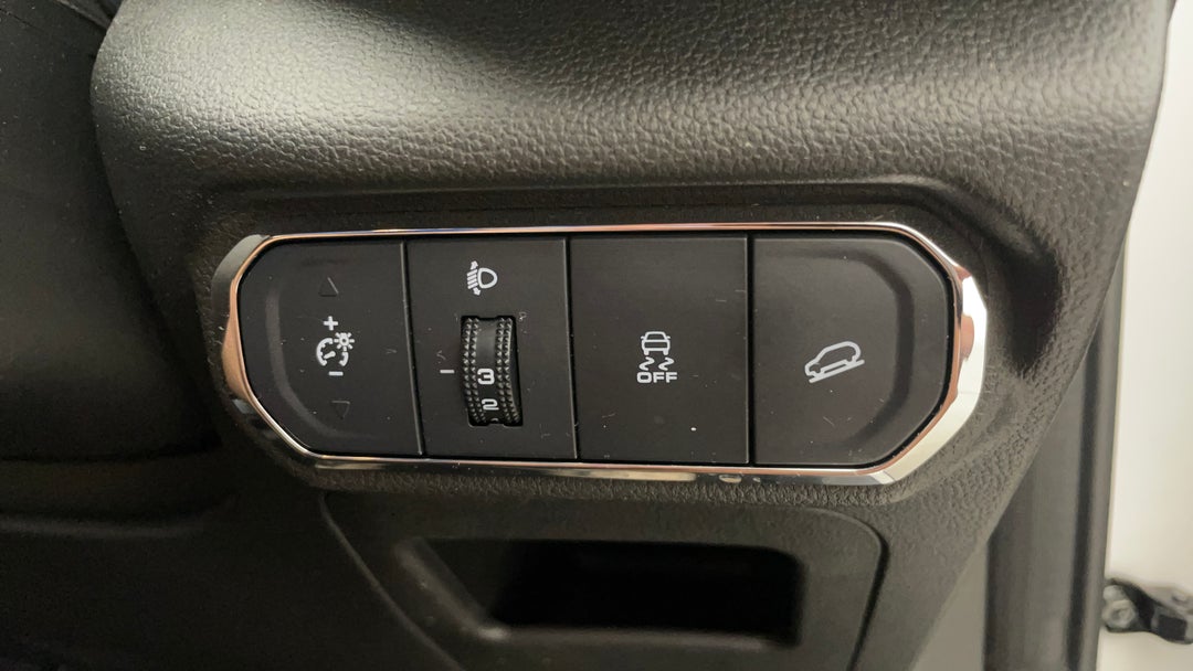 2024 GWM Haval Jolion Premium Hybrid, Automatic, 29055 km, Utility Switches/Buttons