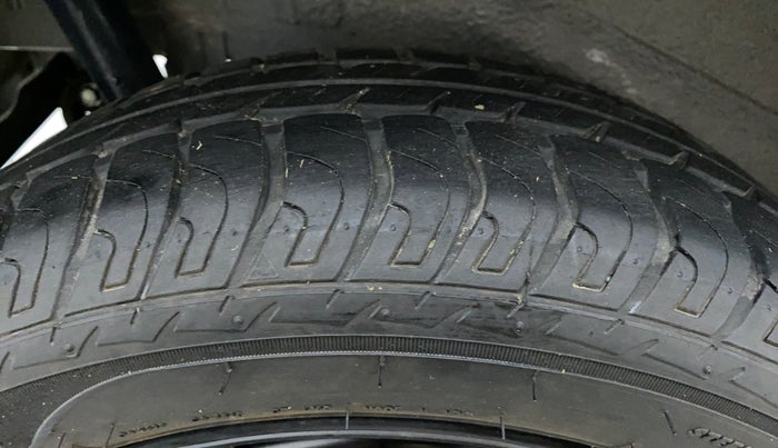 2018 Maruti Wagon R 1.0 VXI, Petrol, Manual, 11,504 km, Right Rear Tyre Tread