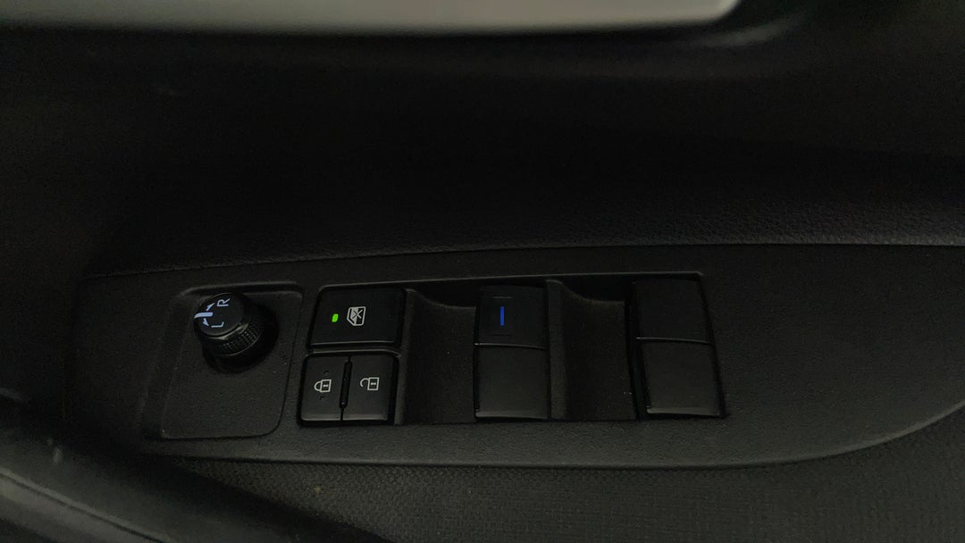 Drivers Side Door Panel Controls
