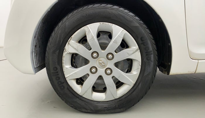 2017 Hyundai Eon MAGNA PLUS, Petrol, Manual, 25,763 km, Left Front Wheel